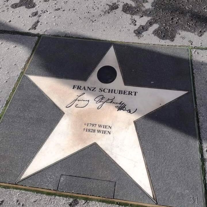 Instagram post from salvadoredgardootero. This post is in position 6.