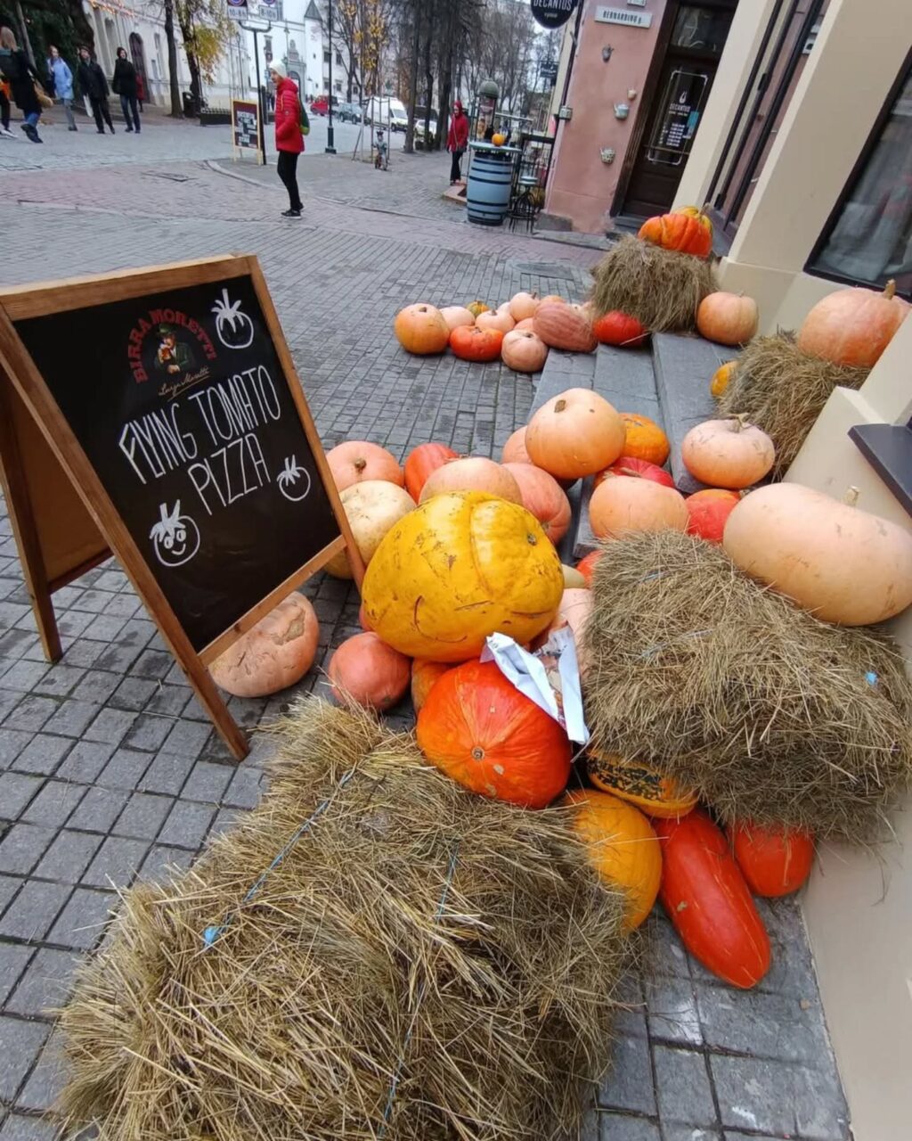 Instagram post from salvadoredgardootero. This post is in position 11.